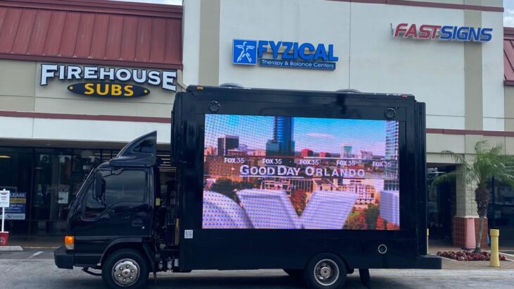 mobile led billboard trucks